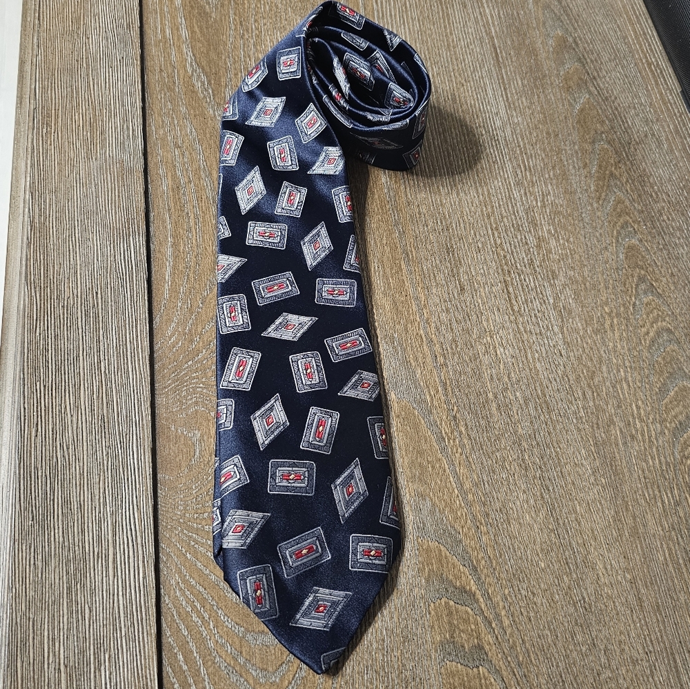 VINTAGE AMERICAN EDITION COLLECTION 1990 Tie Elegant Navy Blue P‎ Tie